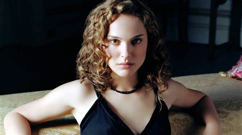 natalie portman topless|Natalie Portman Nude And Fappening (105 Photos)